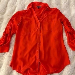 Women’s Express Portofino shirt in orange, size Small. 🧡